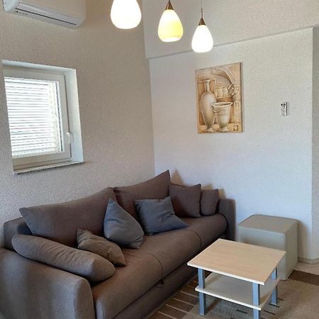 Apartment Gordana Vir Luaran gambar
